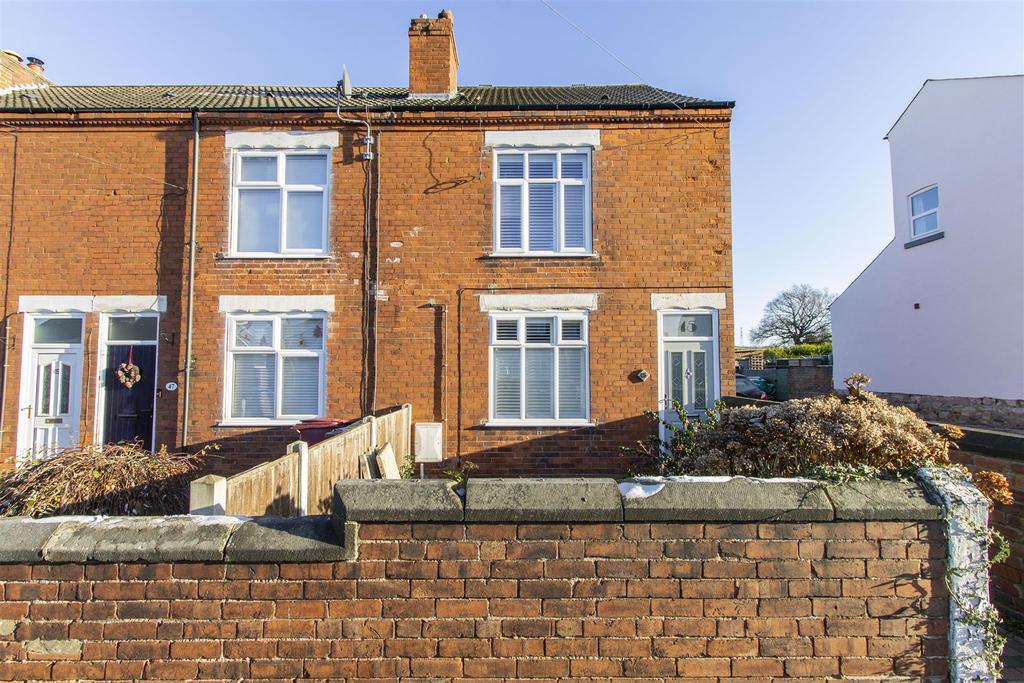 Parkhouse Road, Lower Pilsley... 2 bed terraced house £169,950