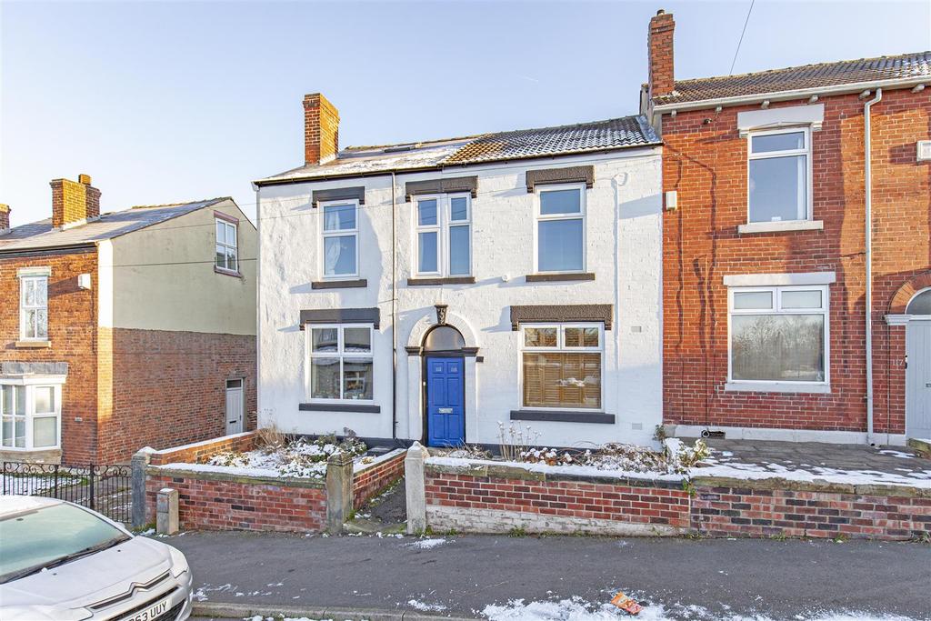 Richards Road, Sheffield 2 bed terraced house £160,000