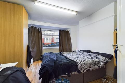 10 Botoner Road, Coventry, CV1 2DA