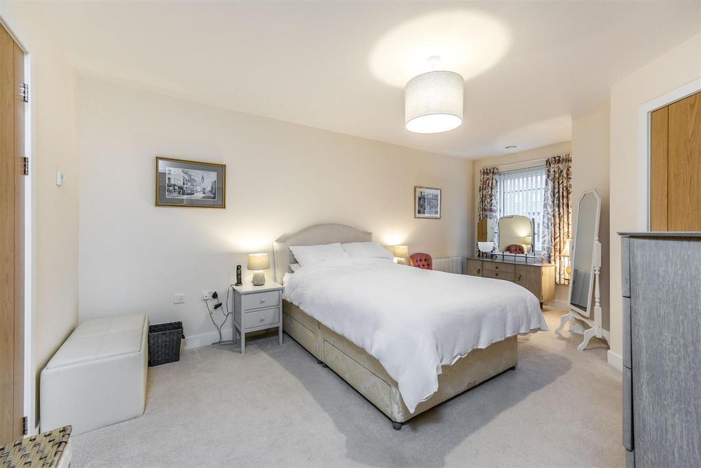 Bedroom En-Suite 11 RWD.jpg
