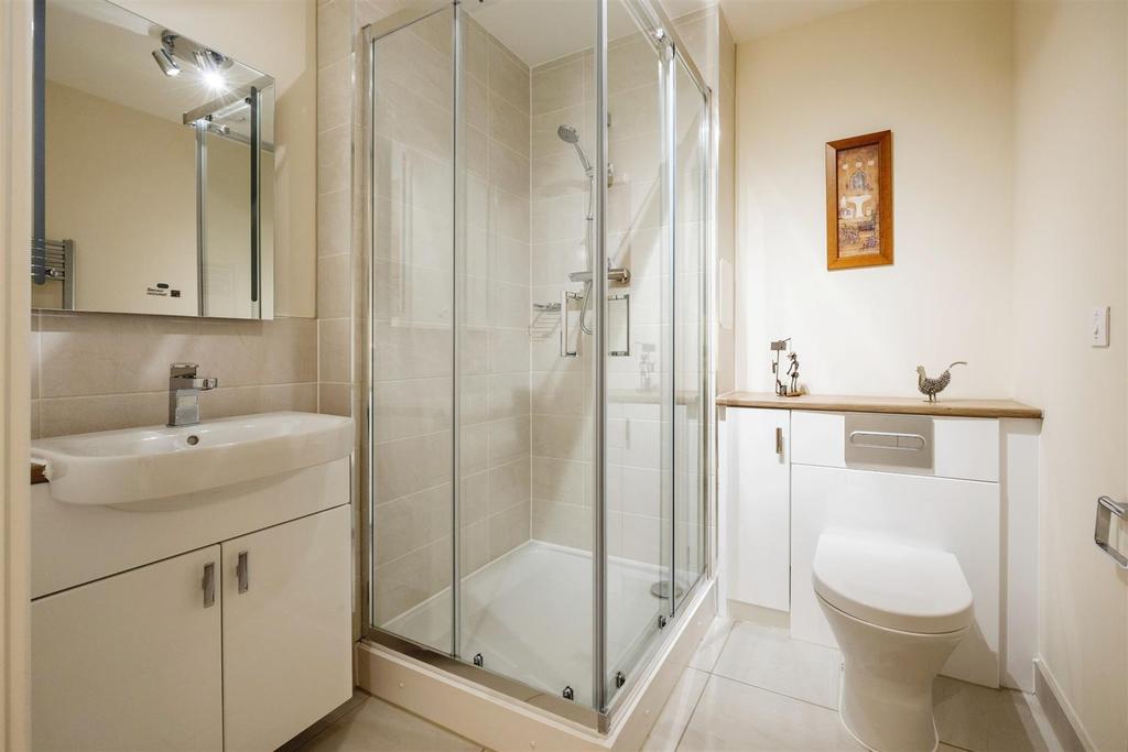 Shower Rm 11 RWD.jpg