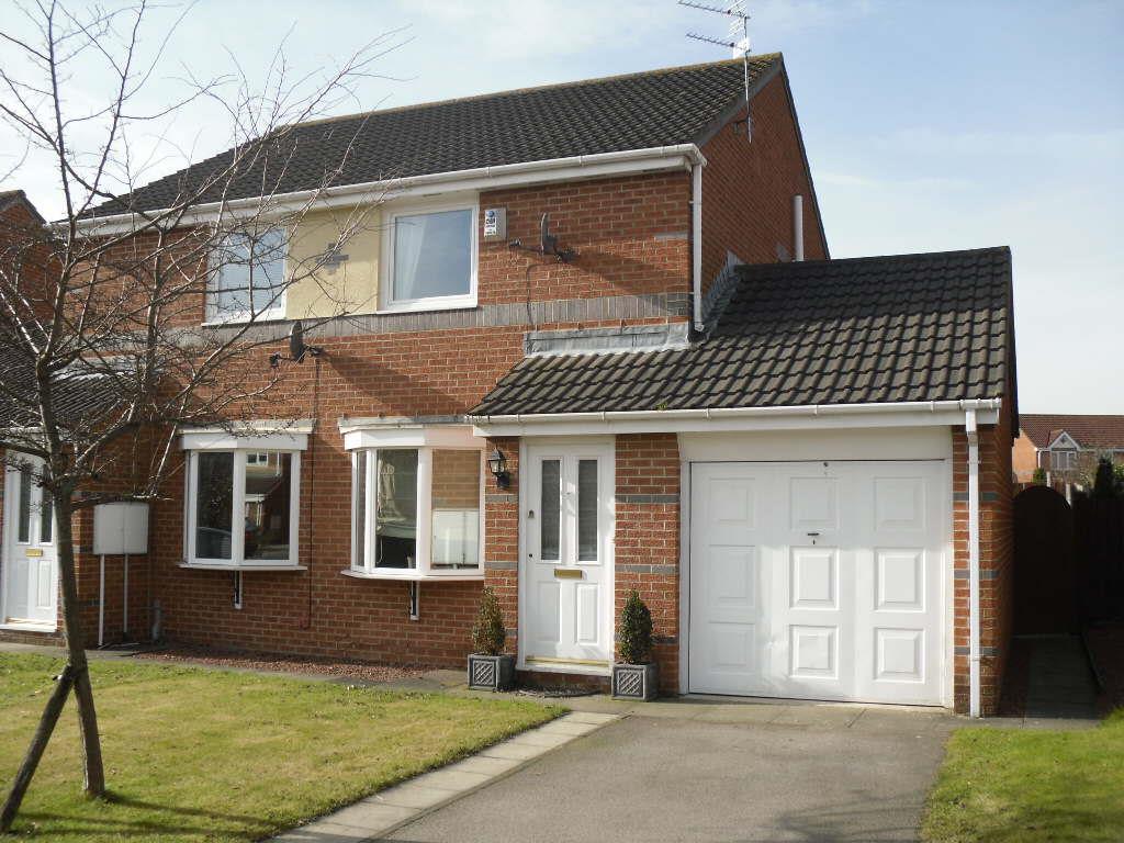 Amberley Grove, Darlington 2 bed semidetached house for sale £140,000