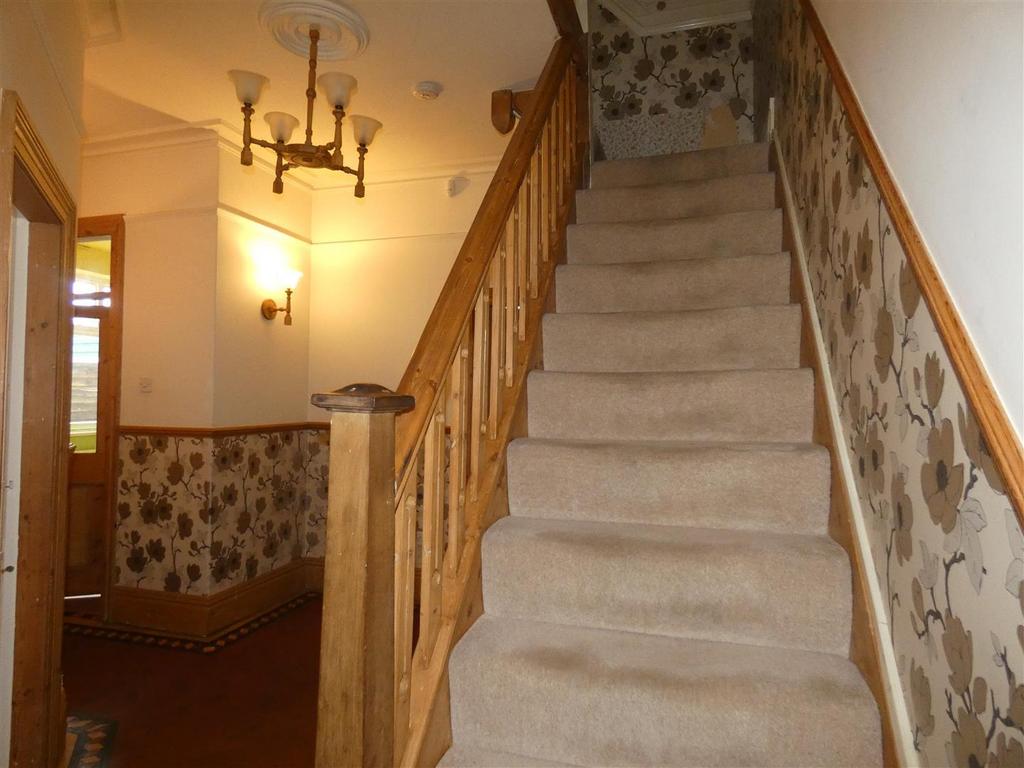 Frederick Road, Sutton Coldfield 4 bed semidetached house for sale £