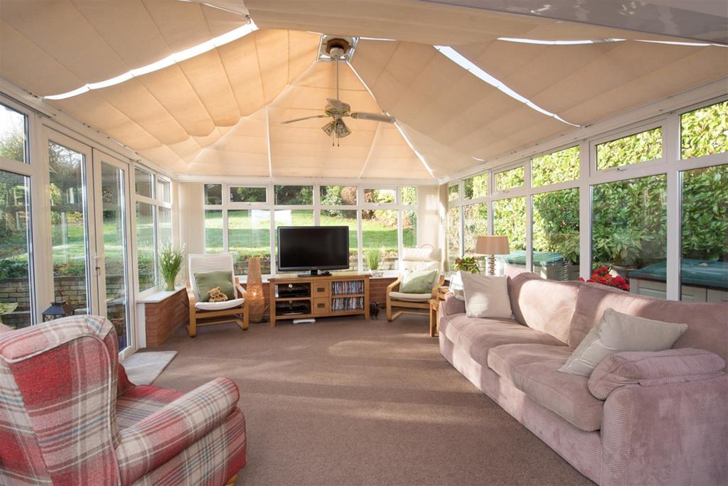 Brooks Road, Sutton Coldfield 5 bed detached house £900,000