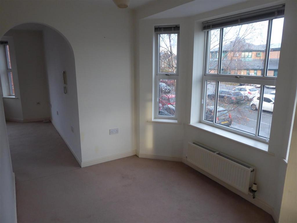 Weavers Green, Northallerton 2 bed flat for sale £137,000
