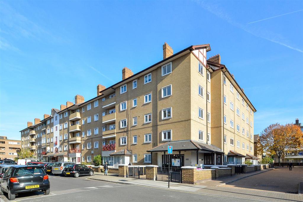 Globe Road, London 3 bed flat - £474,950