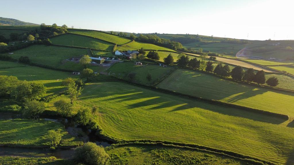 Llandyfaelog, Kidwelly 4 bed property with land for sale £1,500,000