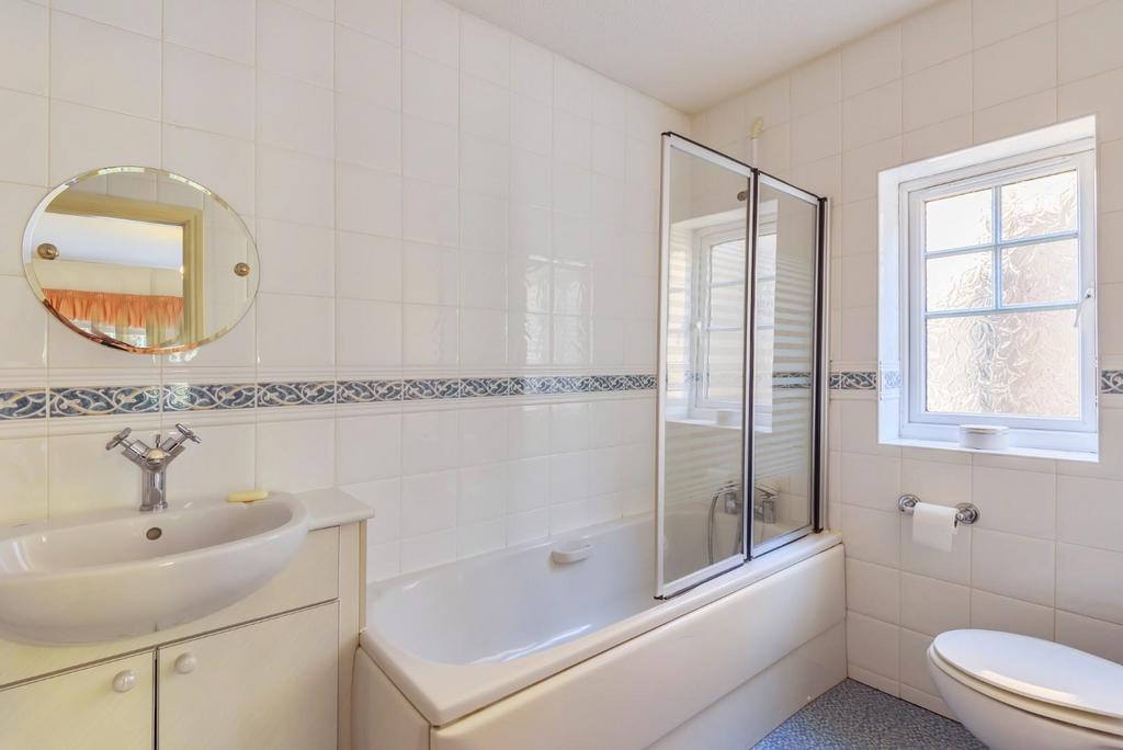 Ensuite.jpg