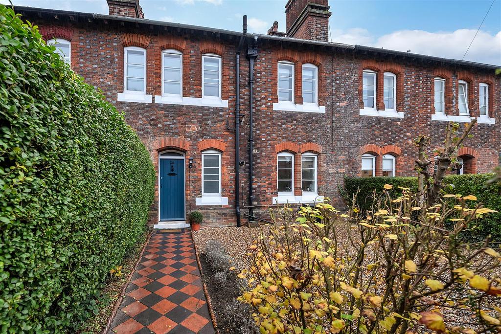 Kings Road, Bury St Edmunds 2 bed house £350,000