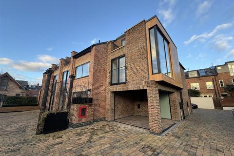 2 bedroom townhouse for sale, 5 Marygate Mews, Bootham, York, YO30 7EN