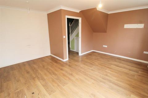 17 Edwards Croft, Bradville, Milton Keynes, MK13 7BU