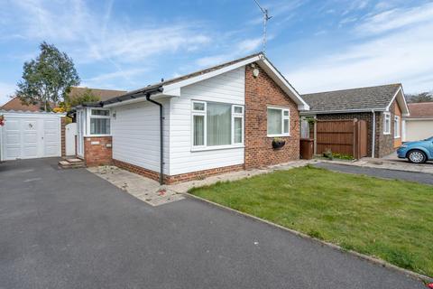3 bedroom detached bungalow for sale - Westminster Drive, Aldwick Park, Bognor Regis, West Sussex, PO21 3RA