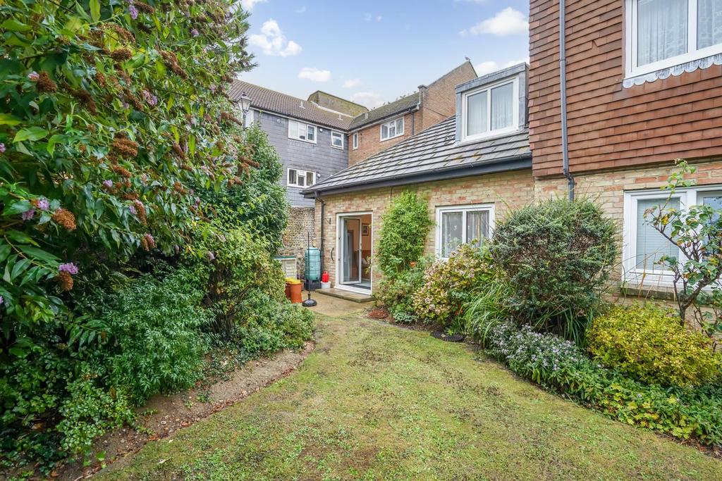 Seaward Court, West Street, Bognor Regis, West Sussex, PO21 1XJ 1 bed