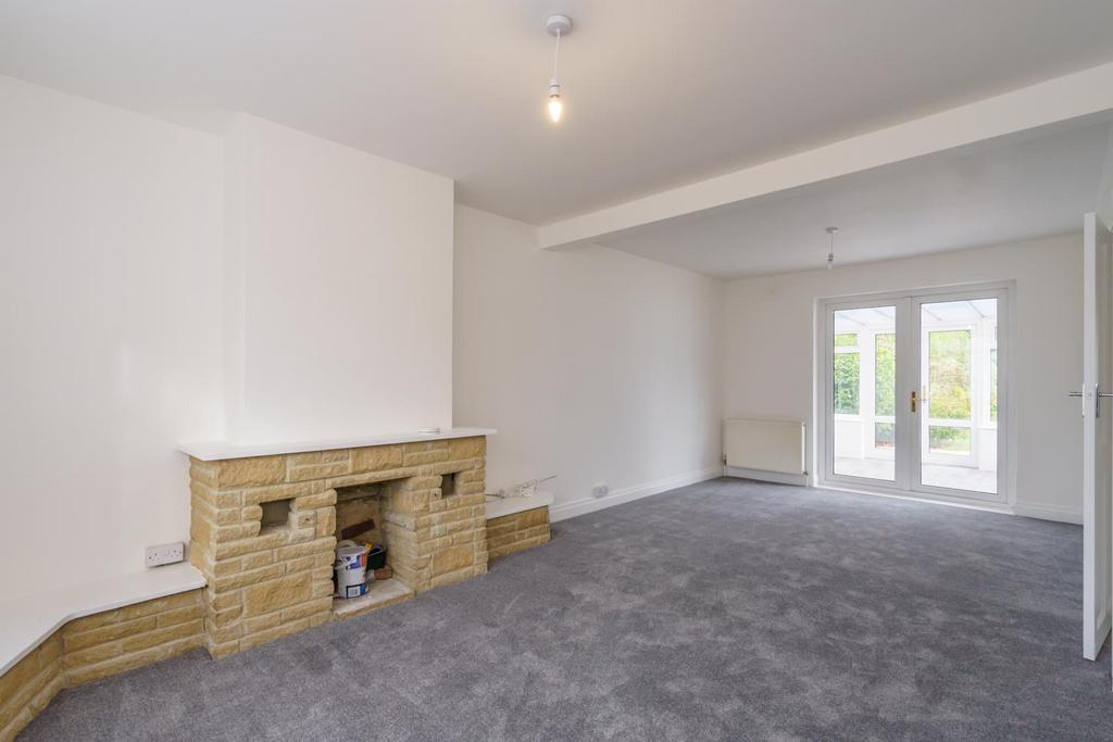 Rose Green, Bognor Regis 3 bed detached house for sale £435,000
