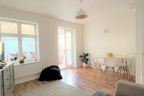 26 Pyramid Close, Trewoon, St Austell, PL25 5TP