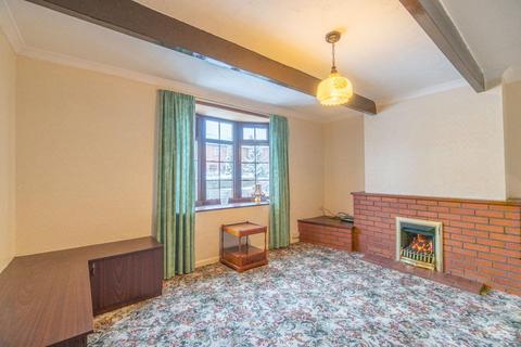 15 Cross Lane, Sedgley, Dudley, DY3 1PB