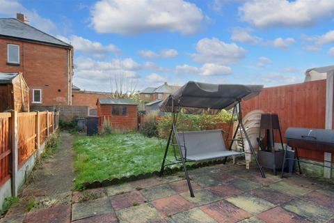 9 Victory Road, Beeston, Nottingham, NG9 1LH