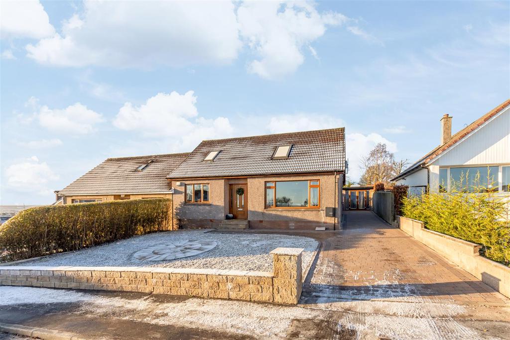 4 Old Kirk Road, Dunfermline, KY12 7SS 4 bed semidetached house £275,000