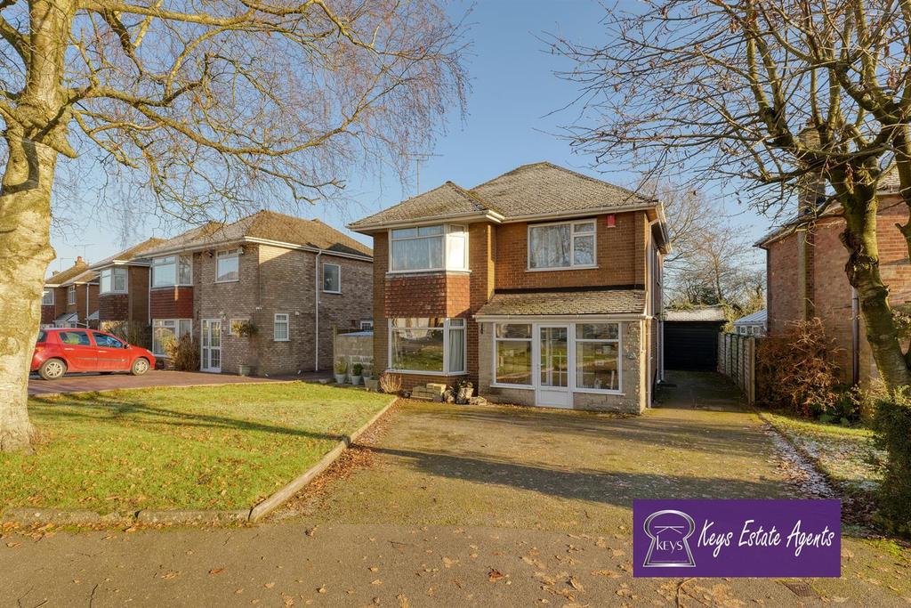 Field Close, Blythe Bridge, 4 bed detached house £315,000