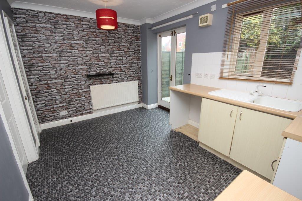 Olympus Gardens 5 - Kitchen 2.JPG