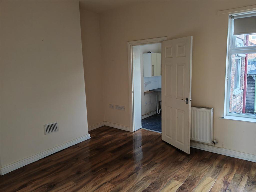 Vincent Street, Crewe 2 bed terraced house £109,995