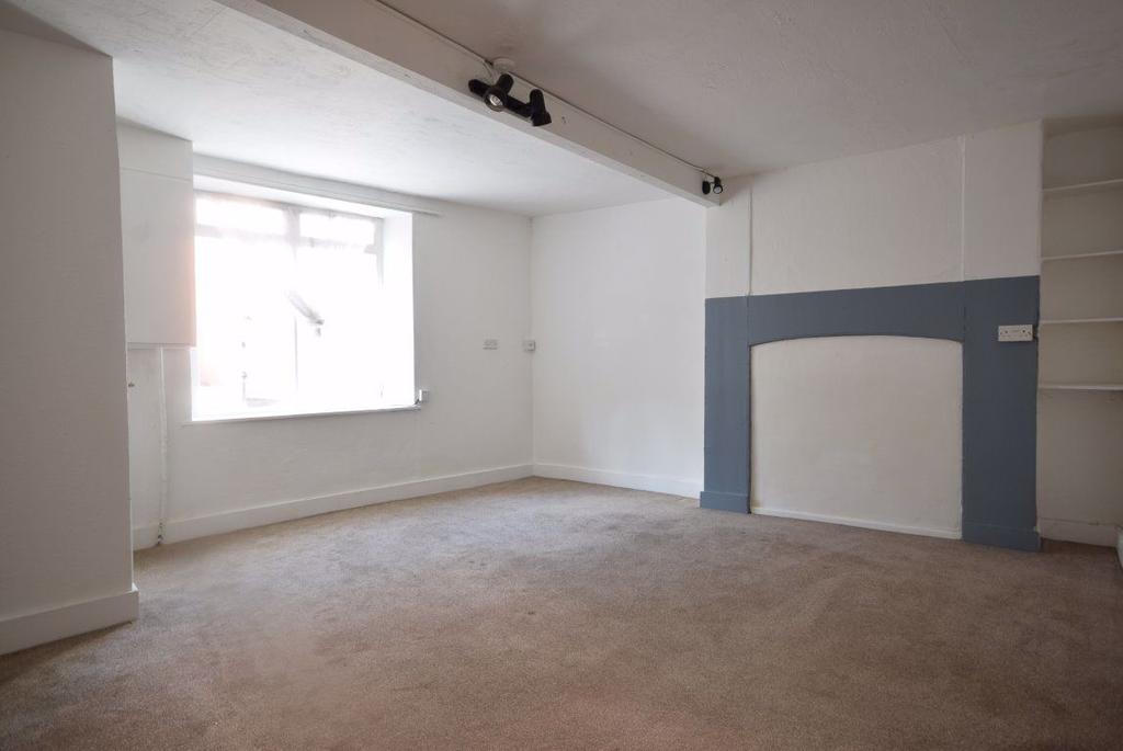 Torrington Street, Bideford 1 bed flat £600 pcm (£138 pw)