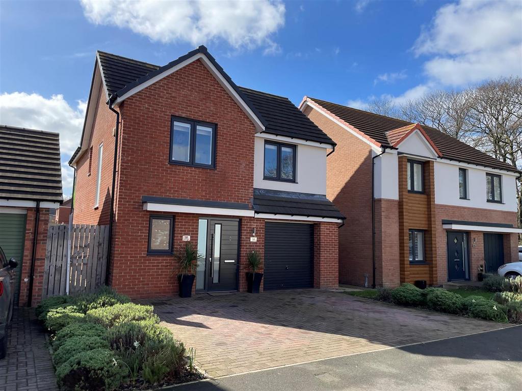 Highbury Close, Chester Le Street 3 bed detached house £270,000