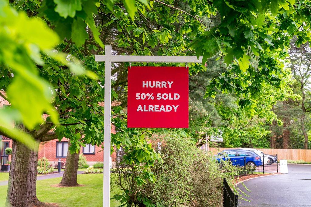 Queens View, Bramhall - Exterior 