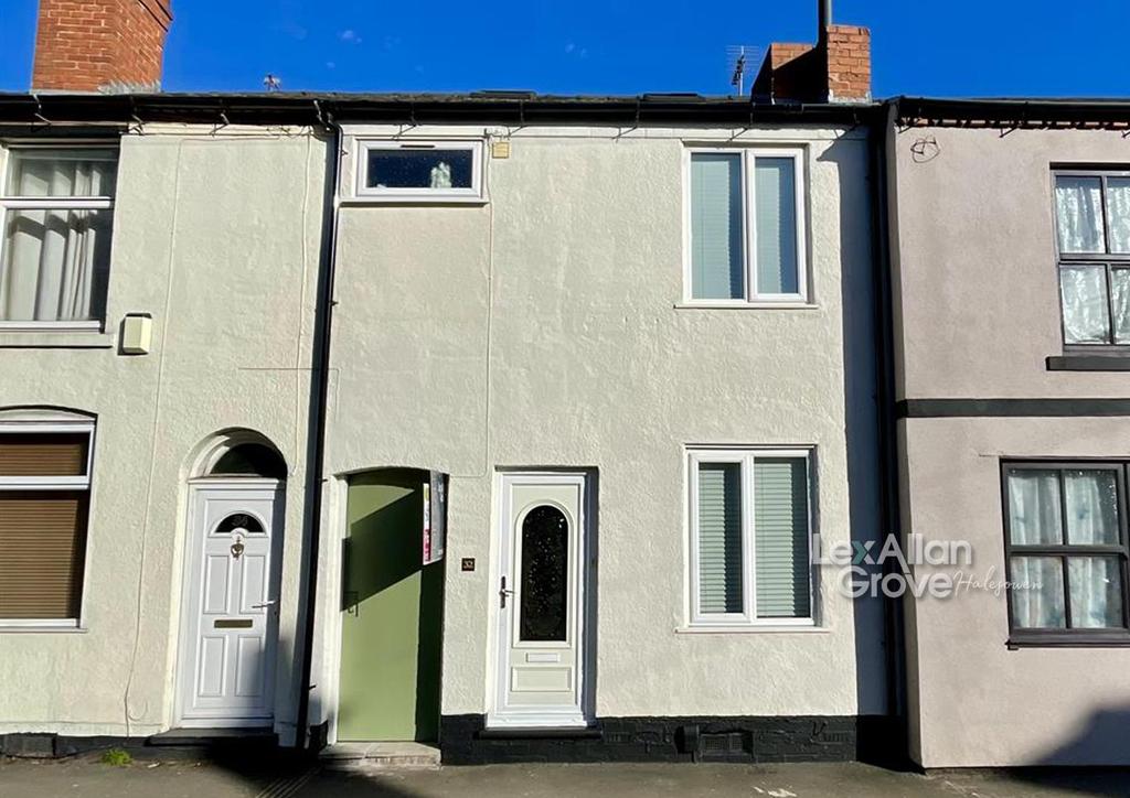 Stourbridge Road, Halesowen 2 bed terraced house £210,000