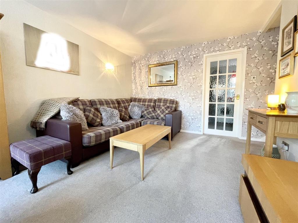 Hambleton Road, Halesowen 3 bed semidetached house £315,000