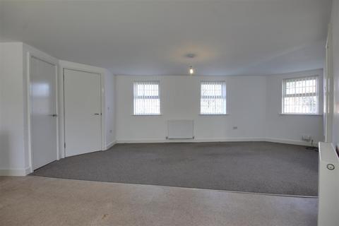 71 Boothferry Road, Hull, HU4 6ET