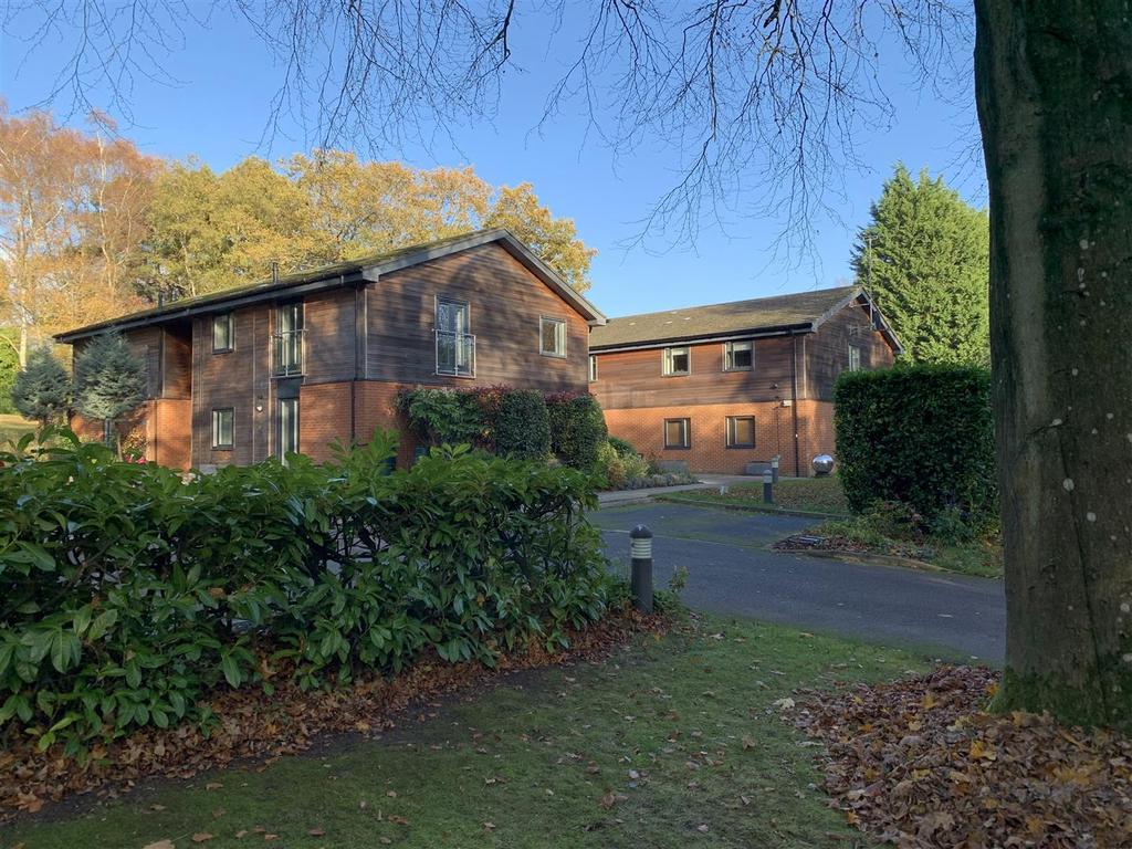 Wispers Park Retirement Village, Wispers Lane, Haslemere 1 bed