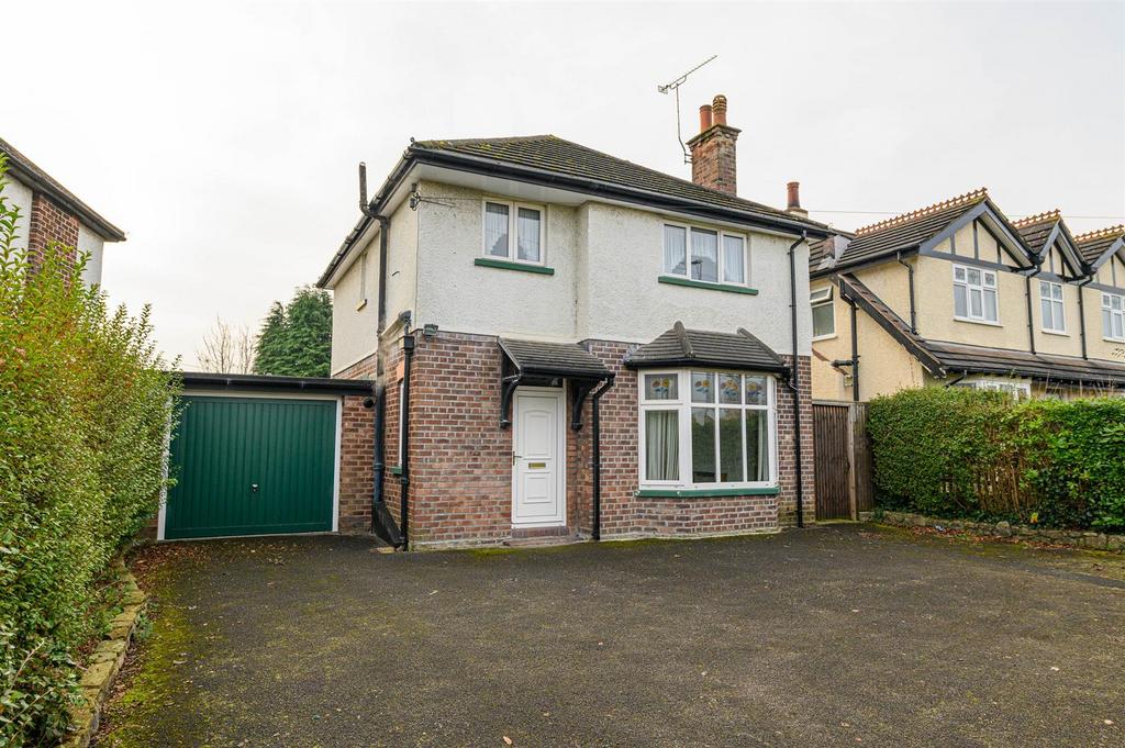 Crewe Road, Wistaston, Crewe 3 bed detached house for sale £335,000