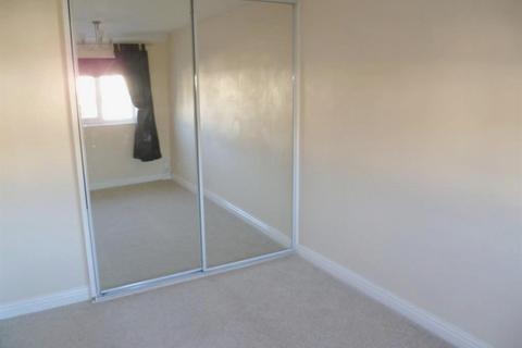 68 Foxglove, Amington, Tamworth, B77 4HY