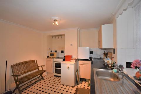 3 bedroom flat for sale, 10 Barfield, Ryde, PO33 2JP