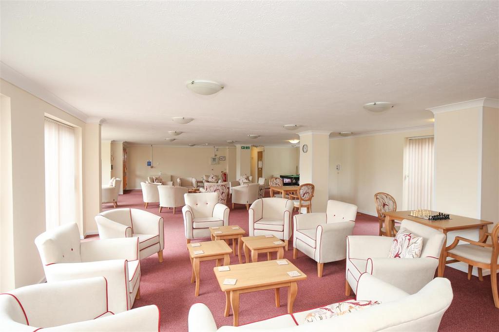 Communal Lounge