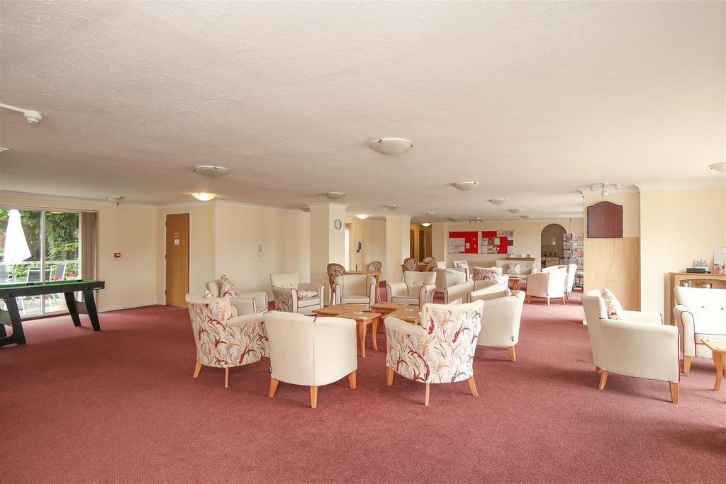 Communal Lounge