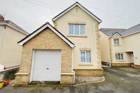 5 bedroom detached house for sale, Gwscwm Road, Burry Port