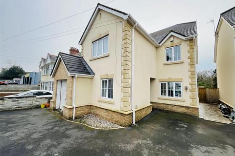 5 bedroom detached house for sale, Gwscwm Road, Burry Port