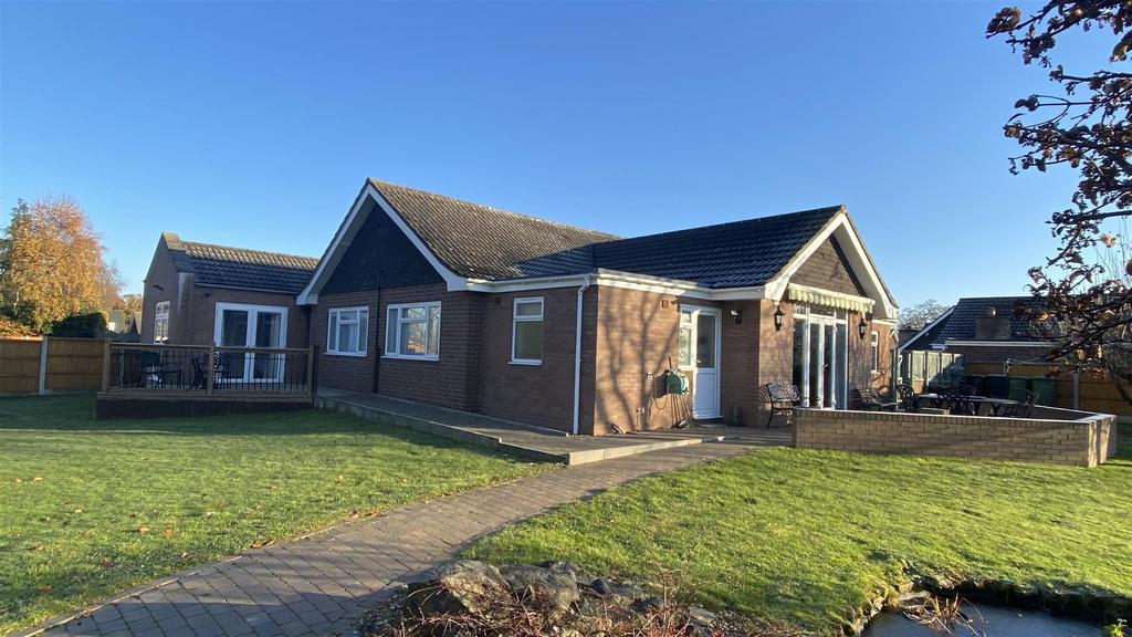 Stilton Close, Shrewsbury 3 bed semidetached bungalow for sale £550,000