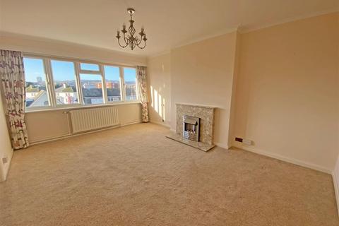 3 bedroom flat to rent - 2-4 Burlington Place, Eastbourne