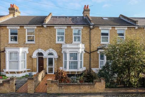 11 Bowness Road, London, SE6 2DG