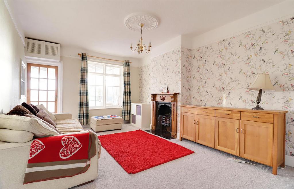 Mill Road, Swanland, North Ferriby 3 bed end of terrace house £250,000