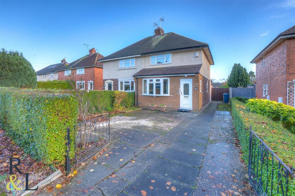 Cliff Crescent, RadcliffeOnTrent, Nottingham 3 bed semidetached