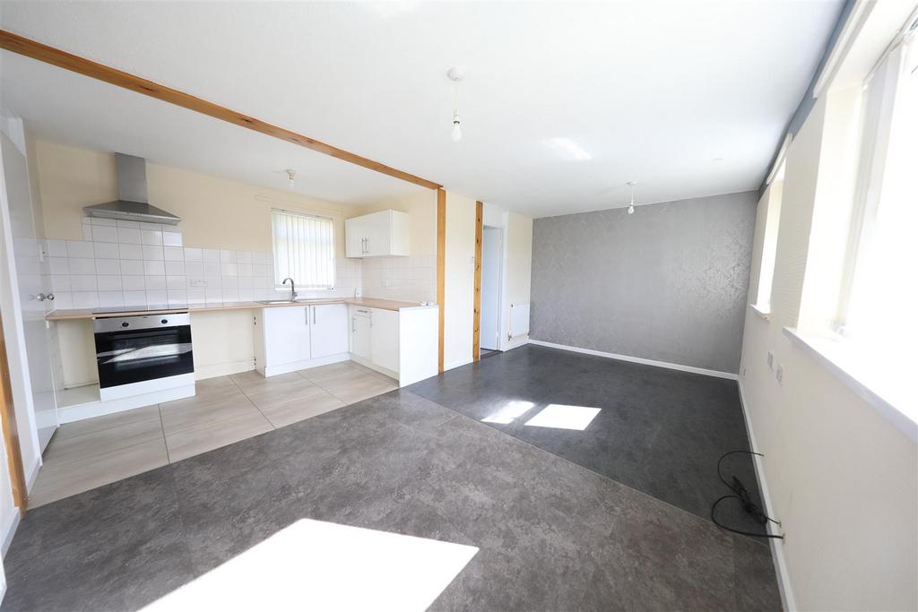 Coronation Road South, Hull 1 bed flat £450 pcm (£104 pw)