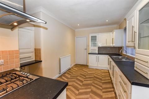 34 Riplingham Road, Kirk Ella, Hull, HU10 7TP