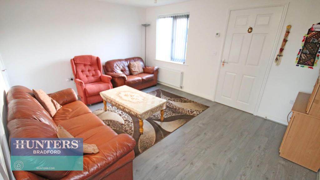 Northside Road, Bradford 3 bed semidetached house £210,000