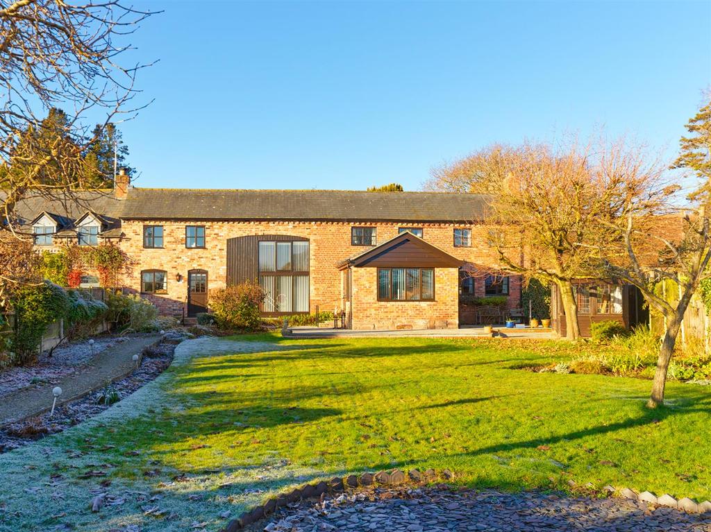 Woolston Road, West Felton, Oswestry 4 bed country house £575,000