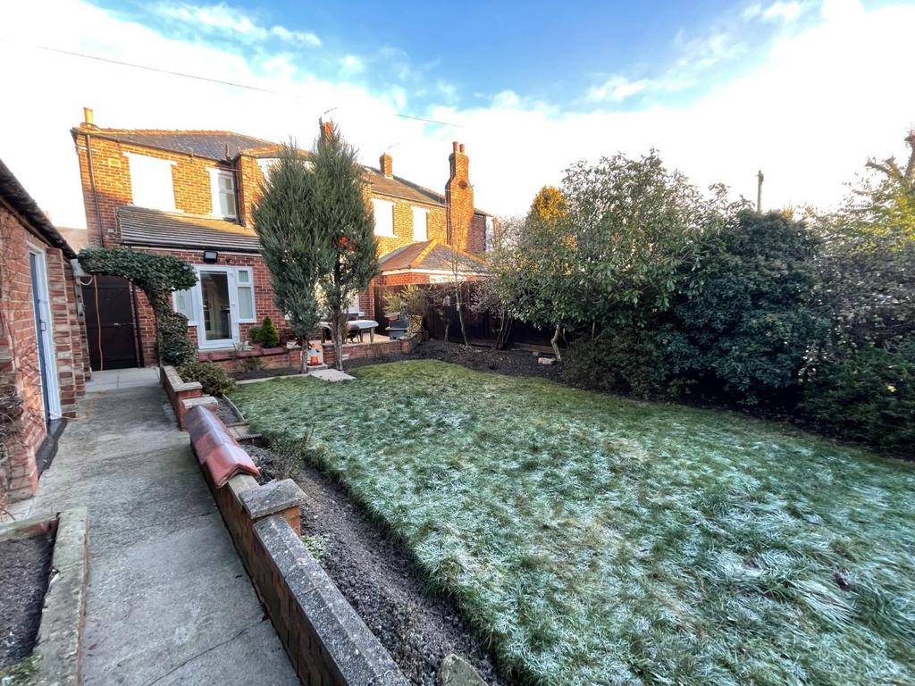 Cambridge Road, Middlesbrough 3 bed semidetached house £300,000