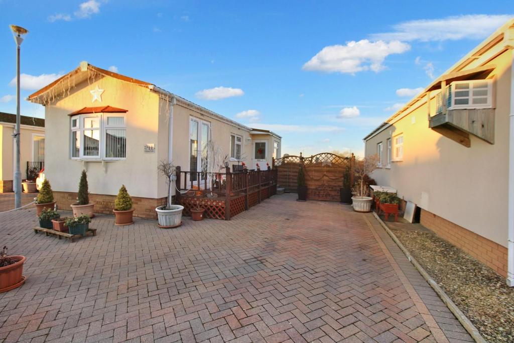 Orchard Park, Staunton lane, Bristol 2 bed park home for sale £170,000